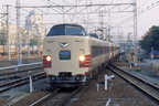 [381系〔海シン〕P2編成　8802M　急行「ちくま」（東海道本線　新大阪　大阪府大阪市淀川区西中島）]