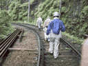 [沿線あじさい美化部隊撤収（箱根登山鉄道　彫刻の森〜小涌谷　神奈川県足柄下郡箱根町）]